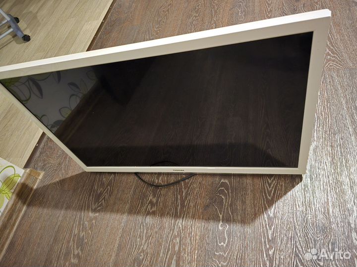 Телевизор LED 32