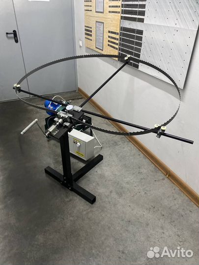 Заточной станок и разводное устройство