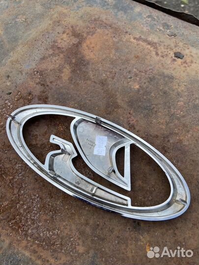 Шильдик Лада на гранту фл