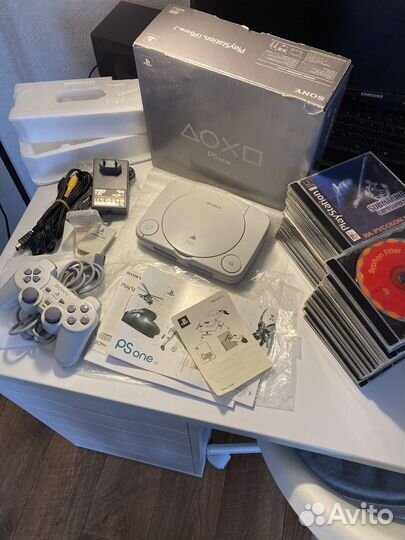 Sony playstation 1 one ps1 slim (с играми)