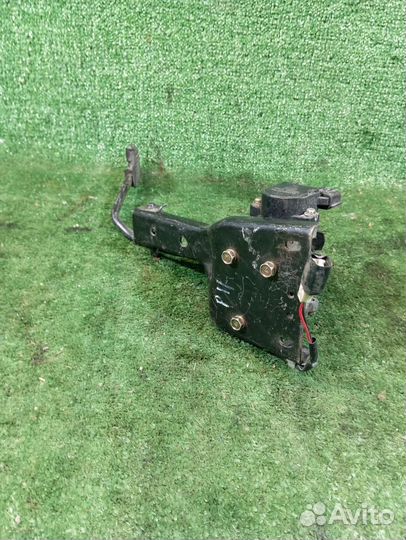 Педаль газа Nissan Primera