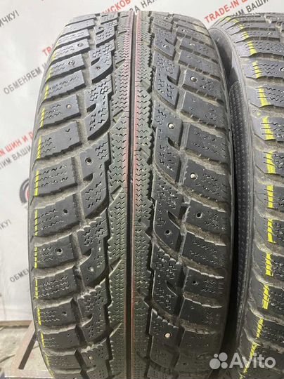 Kumho I'Zen RV Stud KC16 225/60 R18