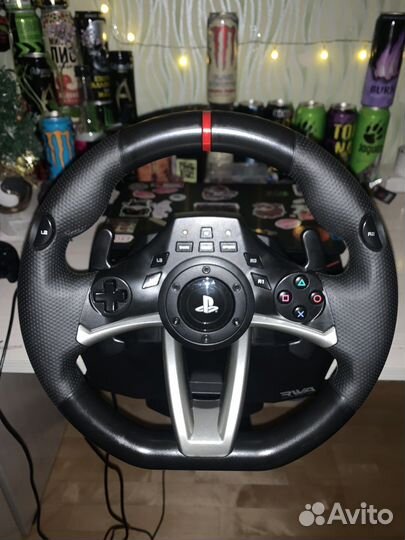 Игровой руль с педалями