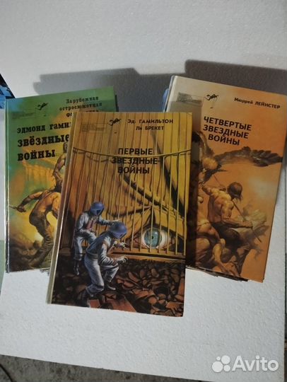 Продаю книги