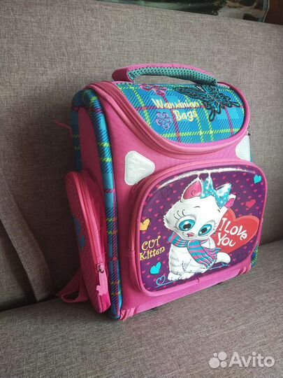 Рюкзак школьный