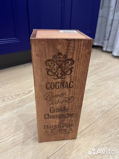 Коробка деревянная от элитного коньяка