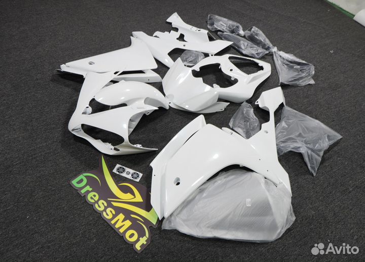 Комплект пластика на Yamaha R1 2007-2008