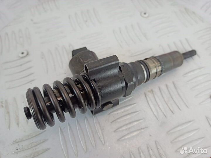 Форсунка Dodge Journey рест. 2008 68000912AA