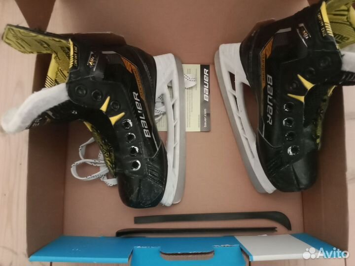 Коньки хоккейные детские Bauer supreme M4 YTH 11.0