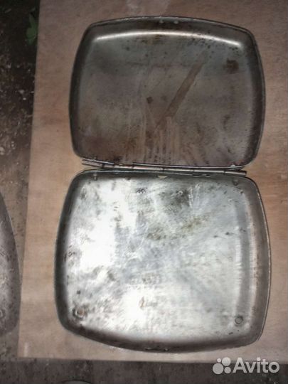 Лабораторный металлический ящик