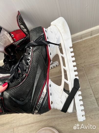 Хоккейные коньки Bauer vapor X2.7