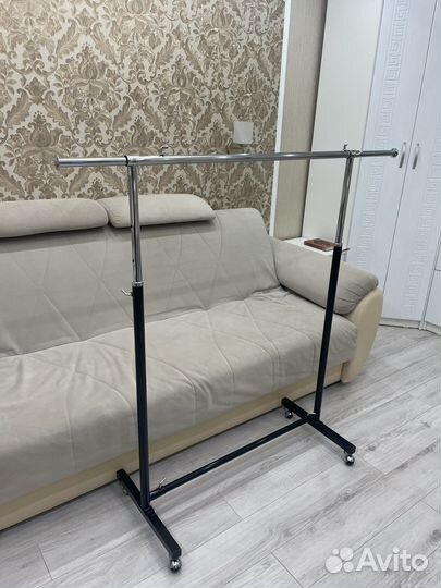 Вешалка напольная