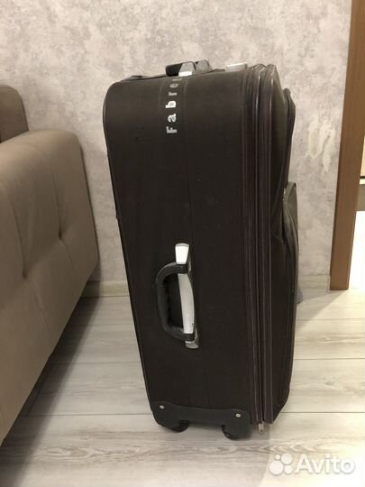 Чемодан на колесах