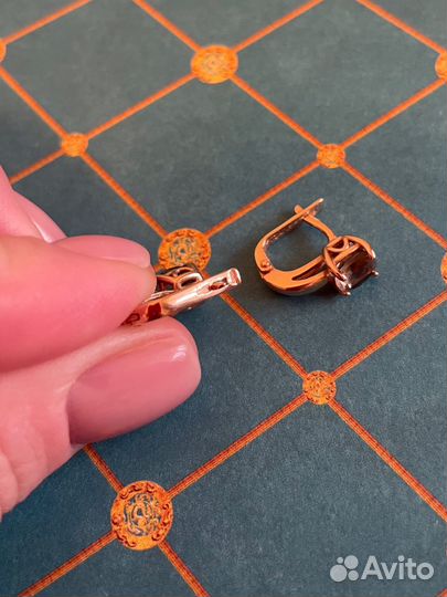 Золотые сережки