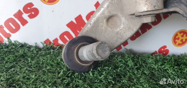 Рычаг подвески нижний передний левый Nissan Murano