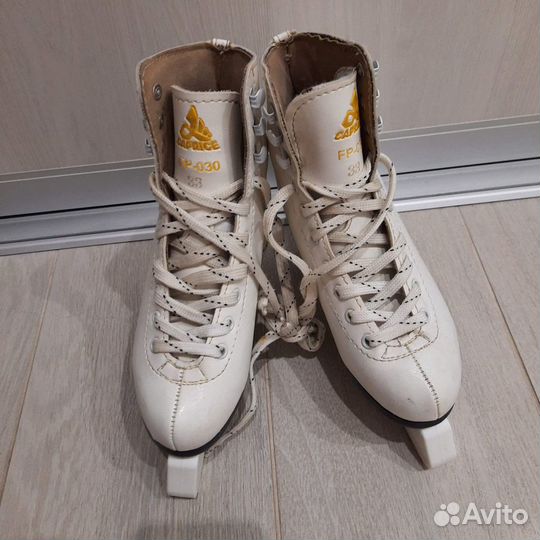 Продам коньки