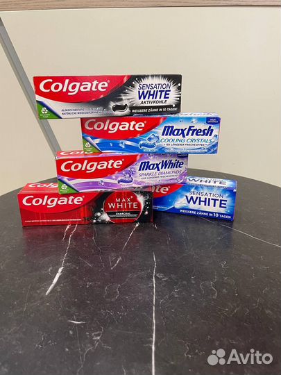 Зубная паста Colgate MaxWhite