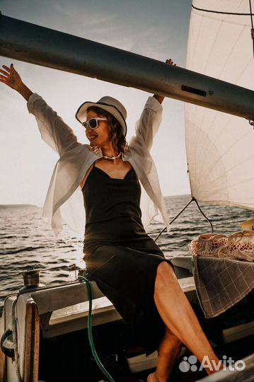 Прогулка на парусной яхте