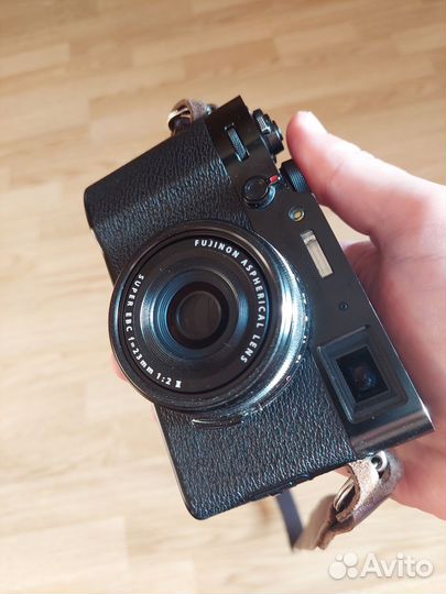 Fujifilm x100v