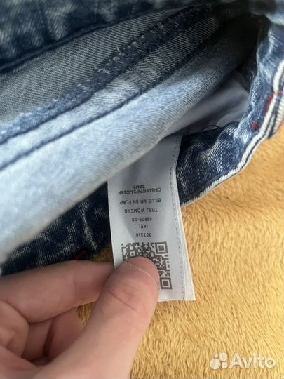 Джинсы True Religion