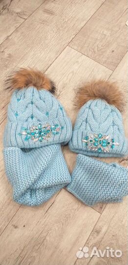 Комплект шапок мама-дочка