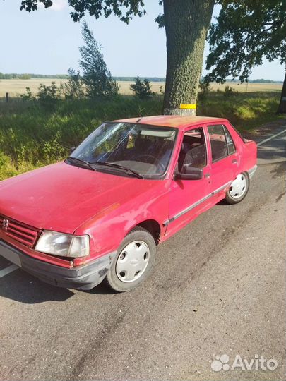 Peugeot 309 1.4 МТ, 1991, битый, 300 000 км