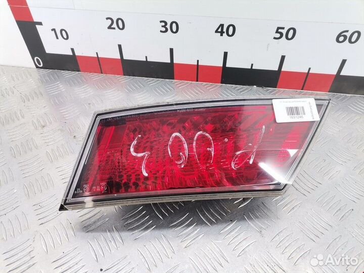 Фонарь крышки багажника правый Honda Civic 8 2008