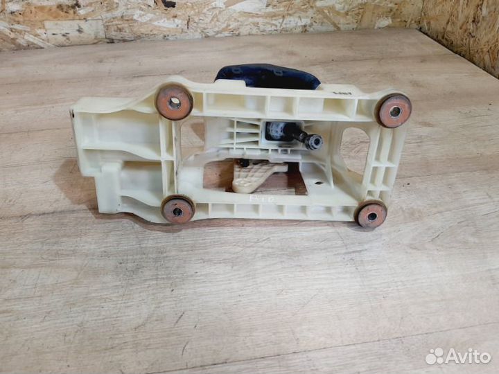 Кулиса МКПП Kia Rio 3 хэтчбэк 1.6 2012