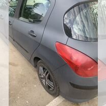 Peugeot 308 1.6 AT, 2008, 215 000 км, с пробегом, цена 320 000 руб.