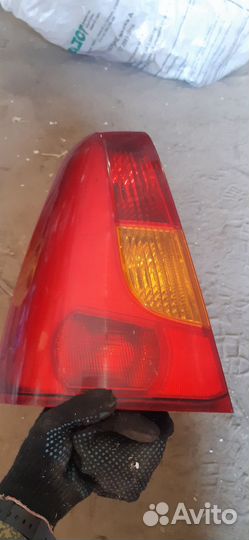Задние фары logan