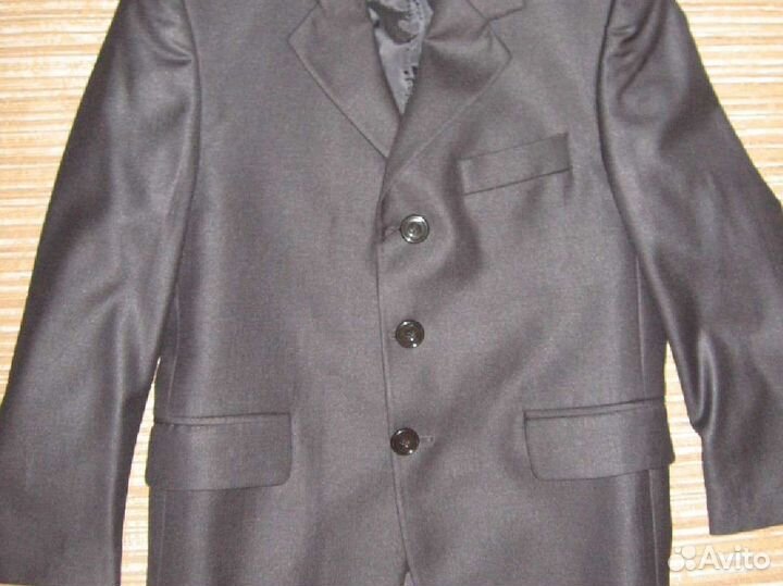 Новый костюм (пиджак, брюки), р.128-132, пр.Италия