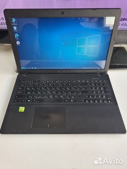 Ноутбук Asus i3