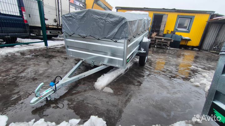 Новый легковой прицеп