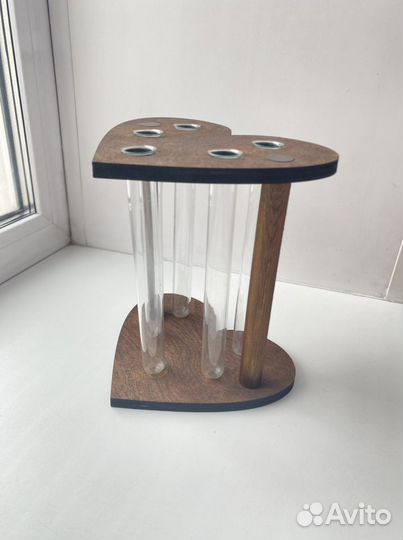 Ваза для цветов деревянная со стеклянными колбами