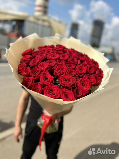 51 роза С доставкой 60 см