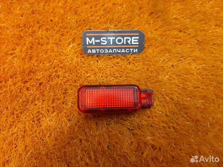 Плафон освещения задний левый Audi A4 B8/8K cdnb