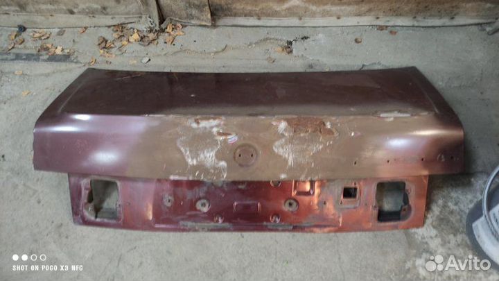 Крышка багажника Volkswagen Passat B3 1.8 RP