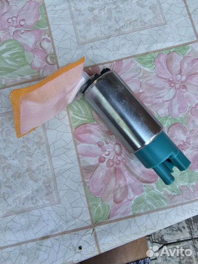 Топливный насос Mitsubishi Mr993340