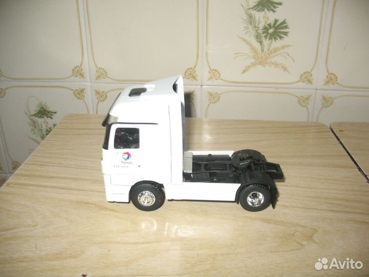 Mercedes - Benz Actros 1840 Eligor 1/43