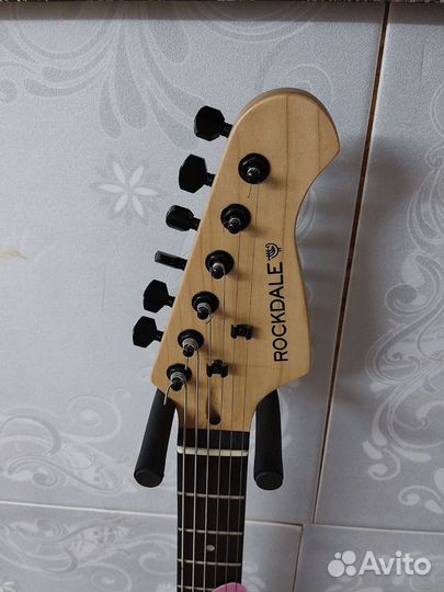 Электрогитара