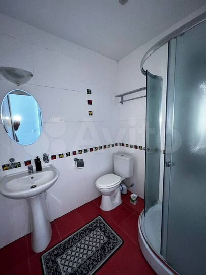 Комната 25 м², 1/3 эт.