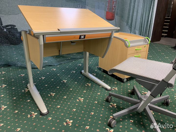 Стол парта Moll Runner Compact