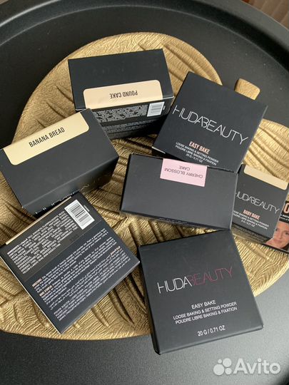 Huda beauty Bake Loose Baking & Setting Powder