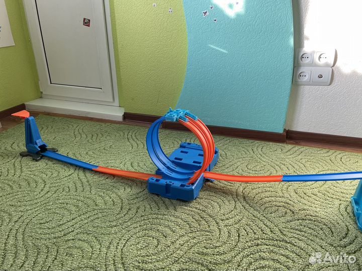 Стартовый набор Hot Wheels Track Builder