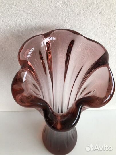 Ваза для цветов. Цветное стекло. Латвия