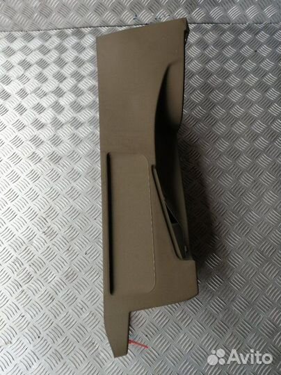 Консоль подлокотник Land Rover Freelander 2