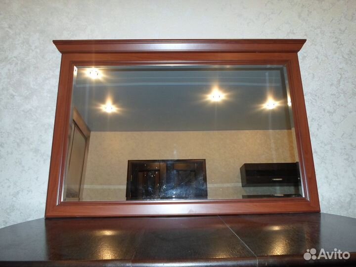 Продам зеркало в салон красоты