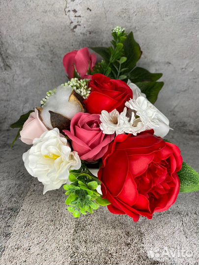 Подарок на 8 марта коллеге маме девушке