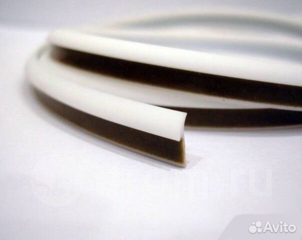 Резинка уплотнительная белая