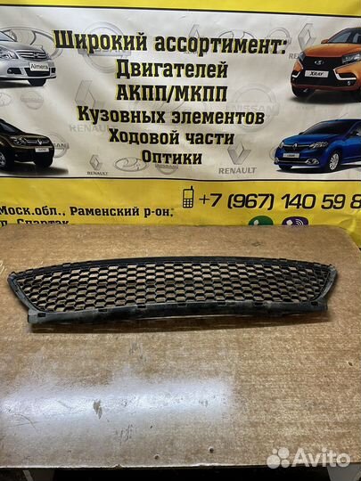 Рено логан решетка радиатора